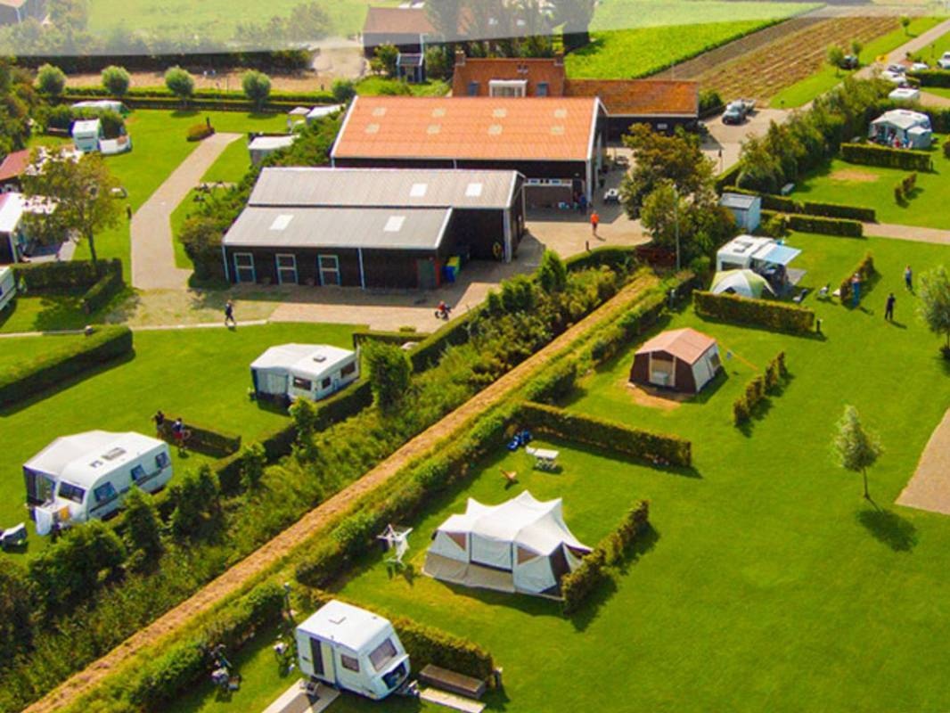 Minicamping Het Berghof — Campingplatz in Biggekerke