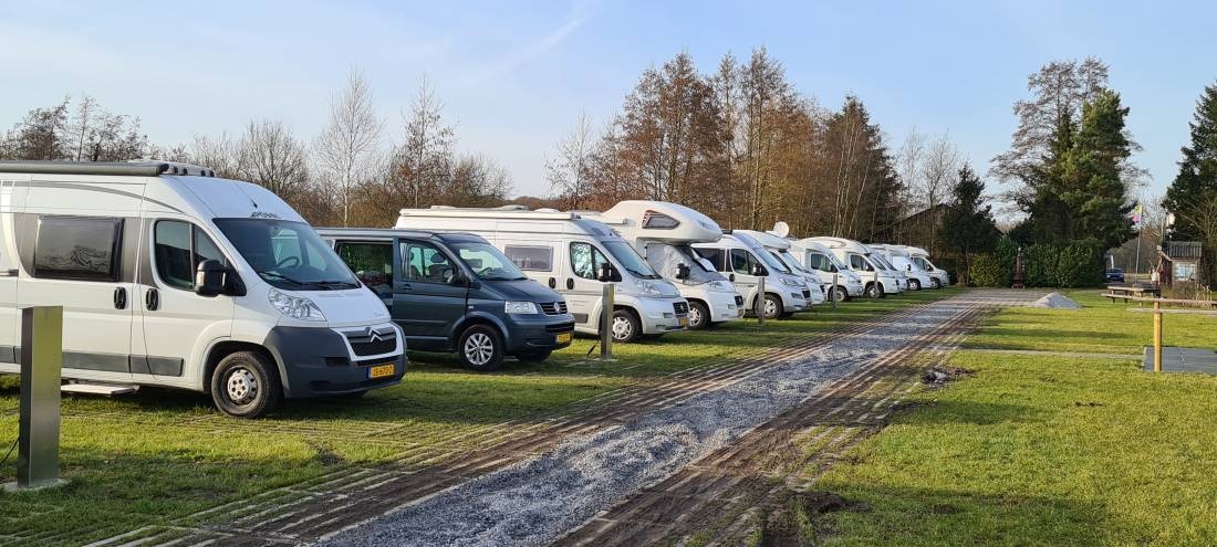 Camperplaats Ouwediek — Stellplatz in Uddel