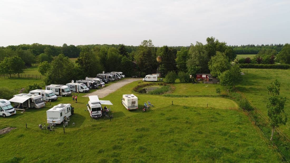 Camperplaats Ouwediek — Ställplats in Uddel