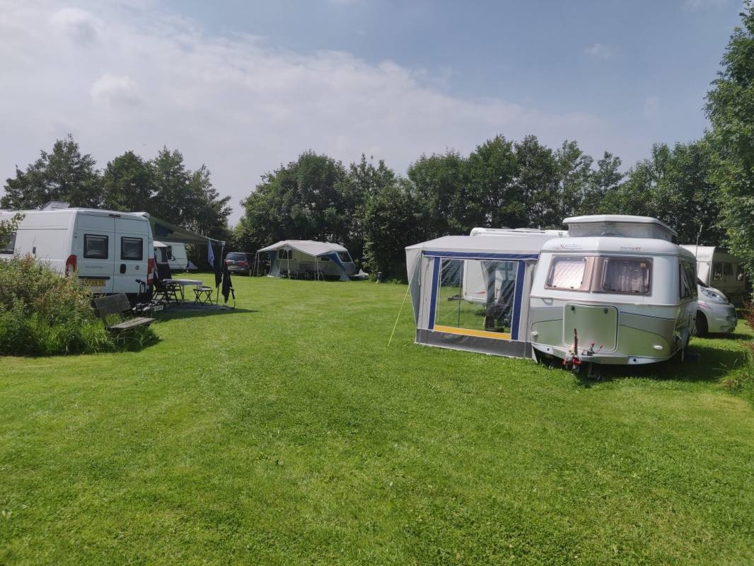 Slachtehiem Recreatieboerderij — Campingplads in Lollum