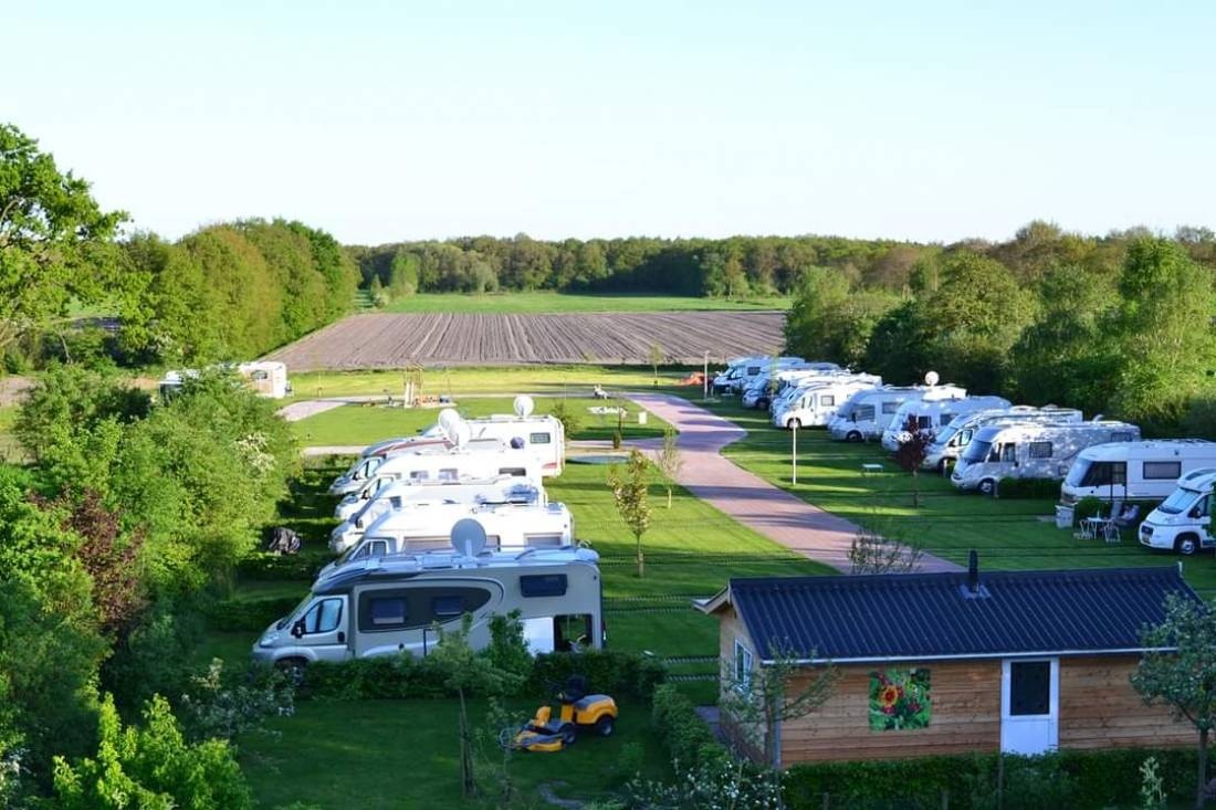 Camperplaats Stoutenburght — Camperplads in Blesdijke