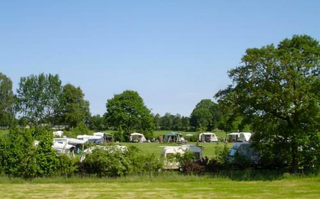 Camping Ikkinkshof — Campingplads in Okkenbroek
