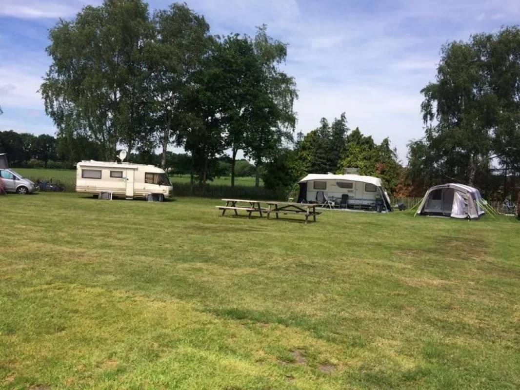 Boerderij Camping De Koehorn — Campingplatz in Deurne