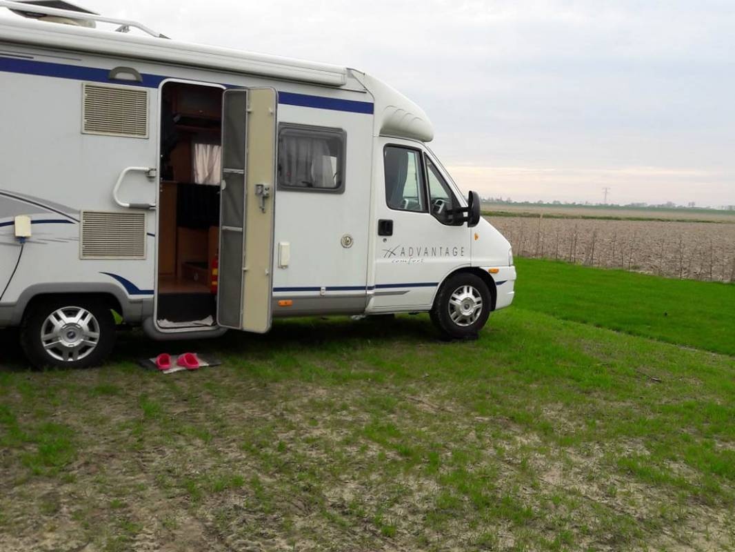 Camperplaats De Pauw — Karavan Sitesi in Wieringerwaard