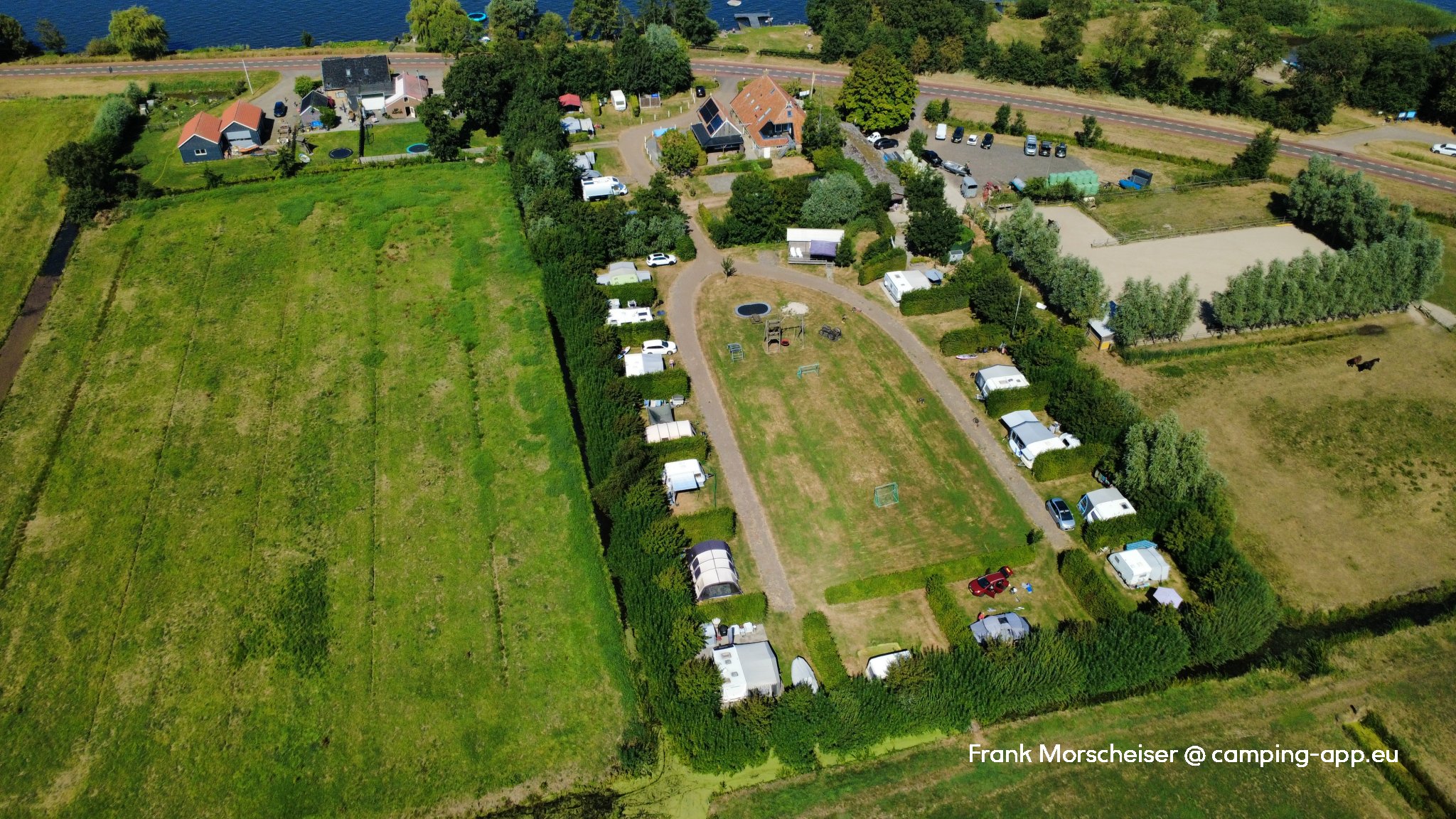 Minicamping Pressefinne — Area da campeggio in Elahuizen