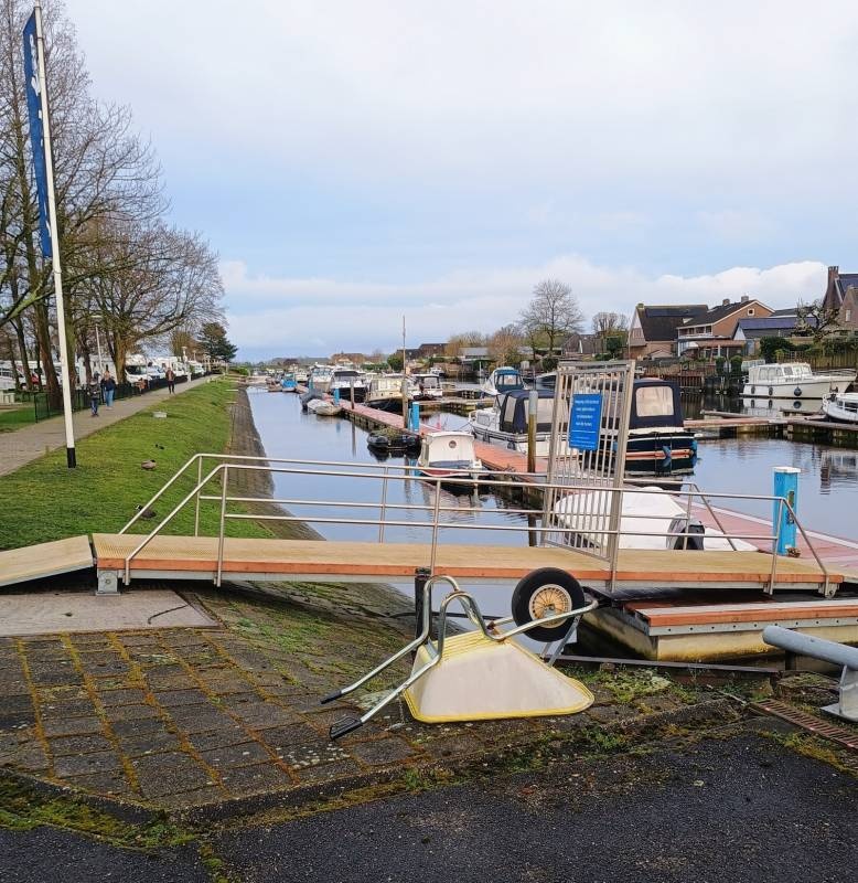 Yachthaven Crezee — Stellplatz in Lage Zwaluwe