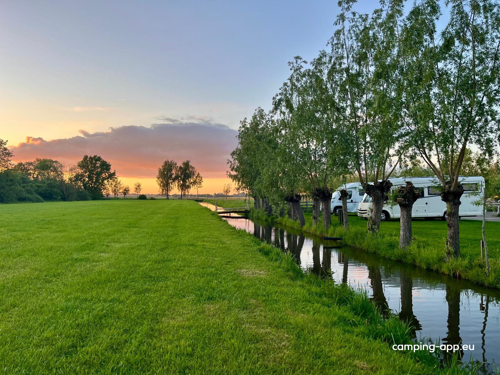 Camperplaats De Willige Waard — Photo 4