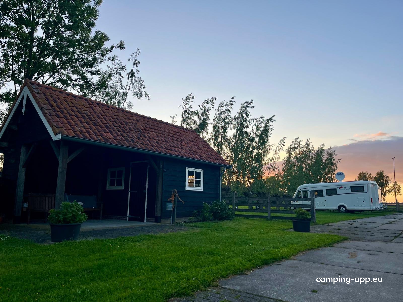 Camperplaats De Willige Waard — Photo 5