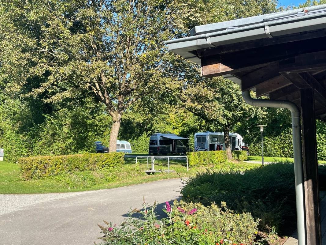 Campingplatz Straubing — Sítio de acampamento in Straubing-Hornstorf