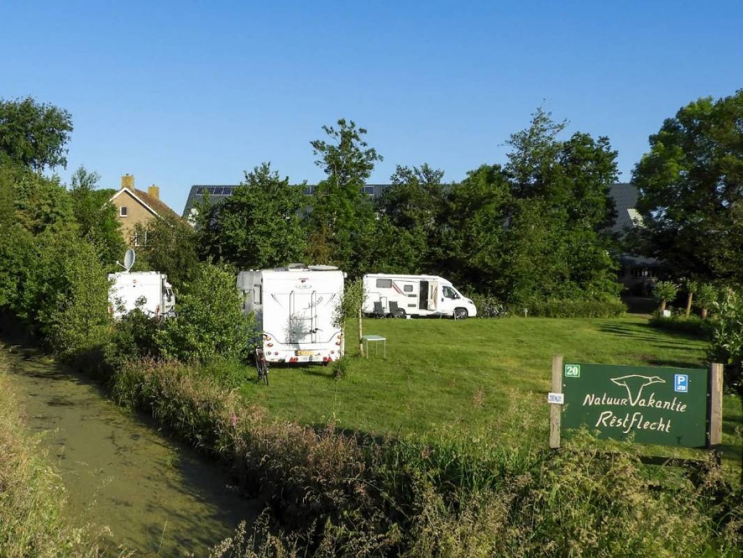 Natuurvakantie Rêstflecht — Stellplatz in Oudega Gem Smallingerlnd