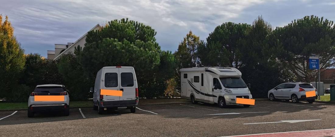 Stellplatz Super U Gertwiller — Area Autocaravanas in Gertwiller