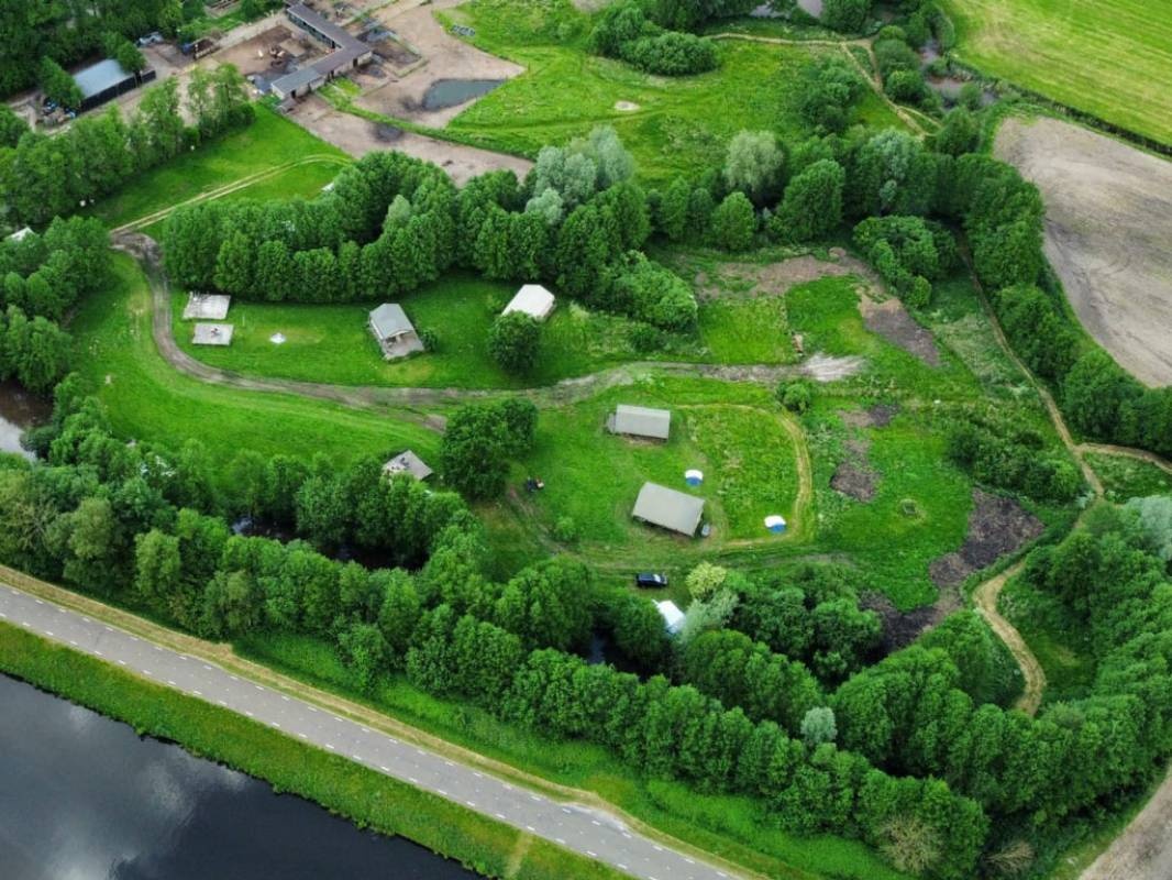 Stal-Camping Stieltjeshoeve — Camping in Stieltjeskanaal