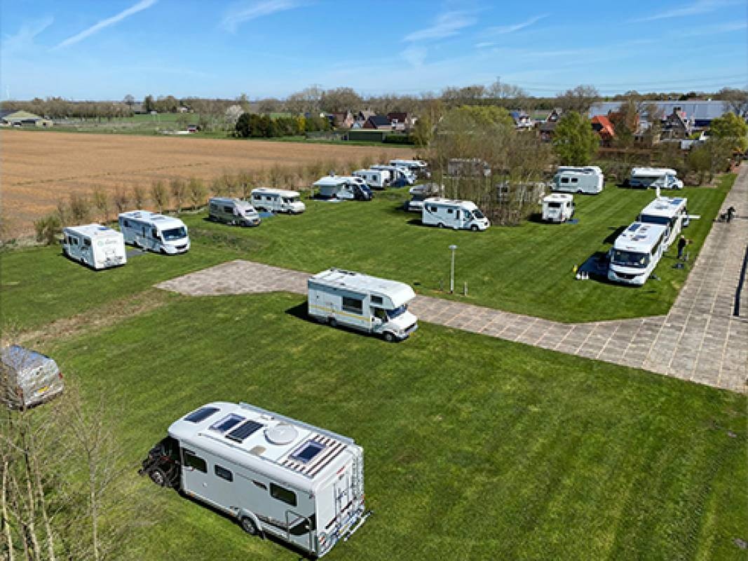 Camperpark De Grijze Duif — Ställplats in Nieuw-Weerdinge
