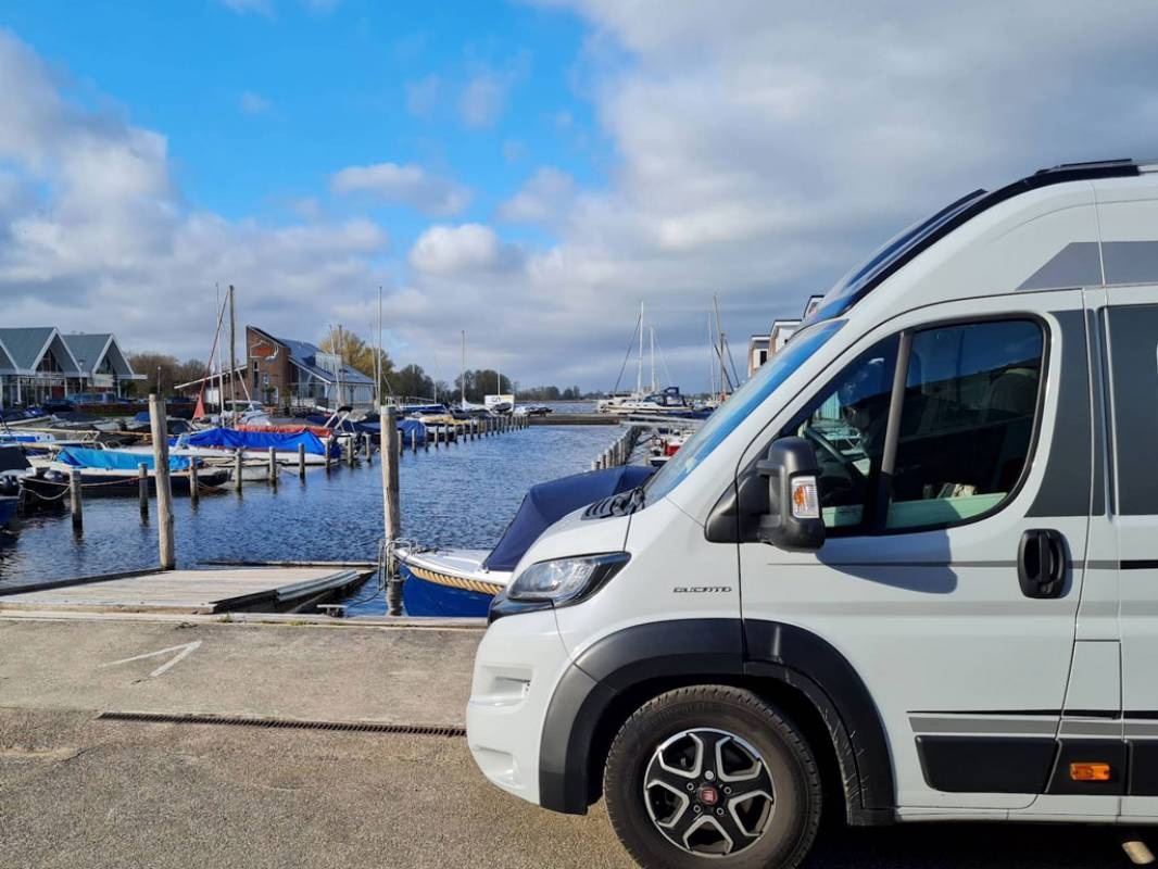 Jachthaven Uitgeest — Stellplatz in Uitgeest