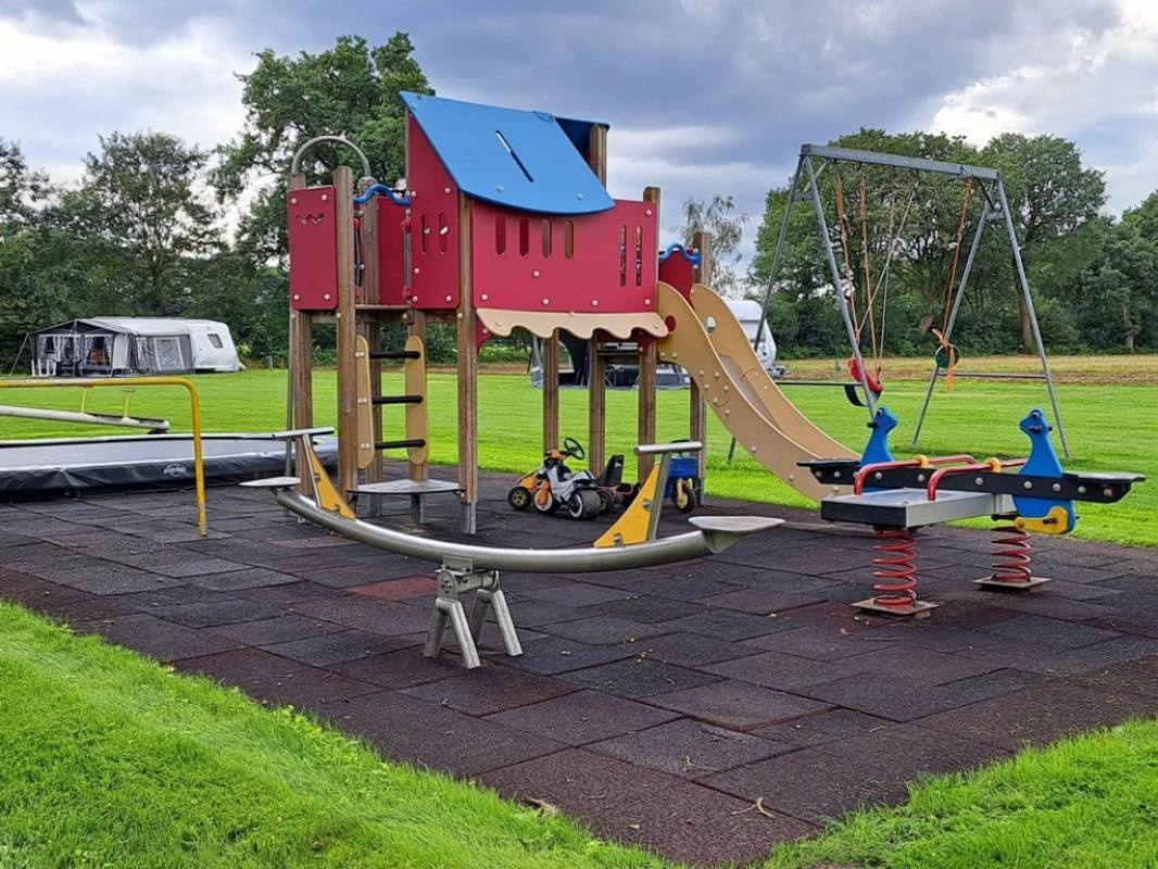 Boerderijcamping Klein Emelaar — Camping Site in Uddel