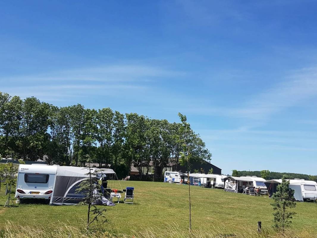 Camping Oldershof — Campingplatz in Almkerk