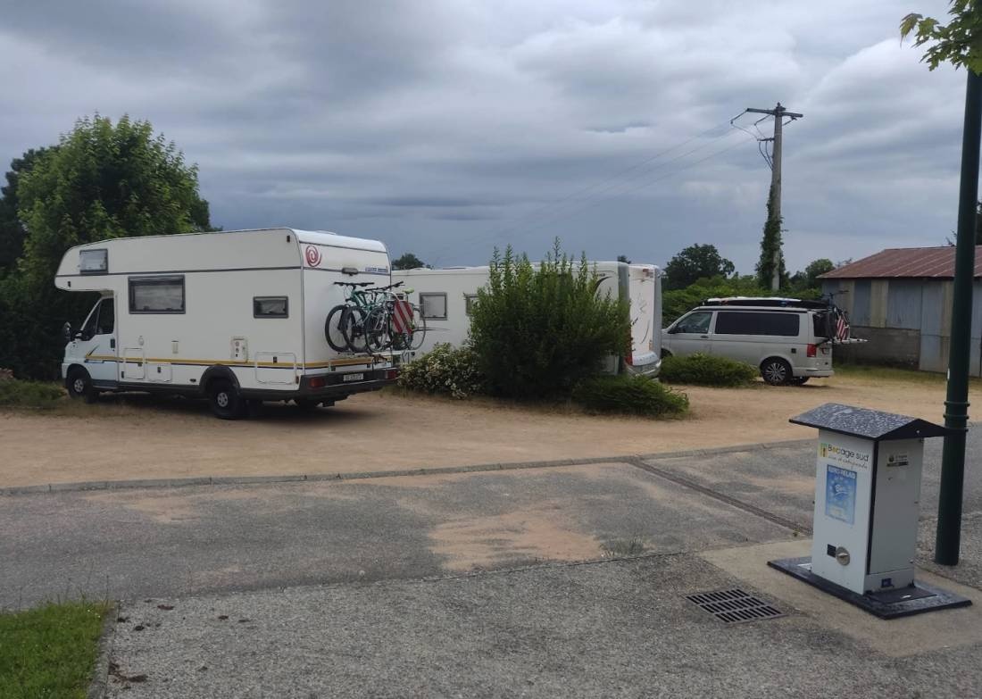 Stellplatz Cressanges — Stellplatz in Cressanges