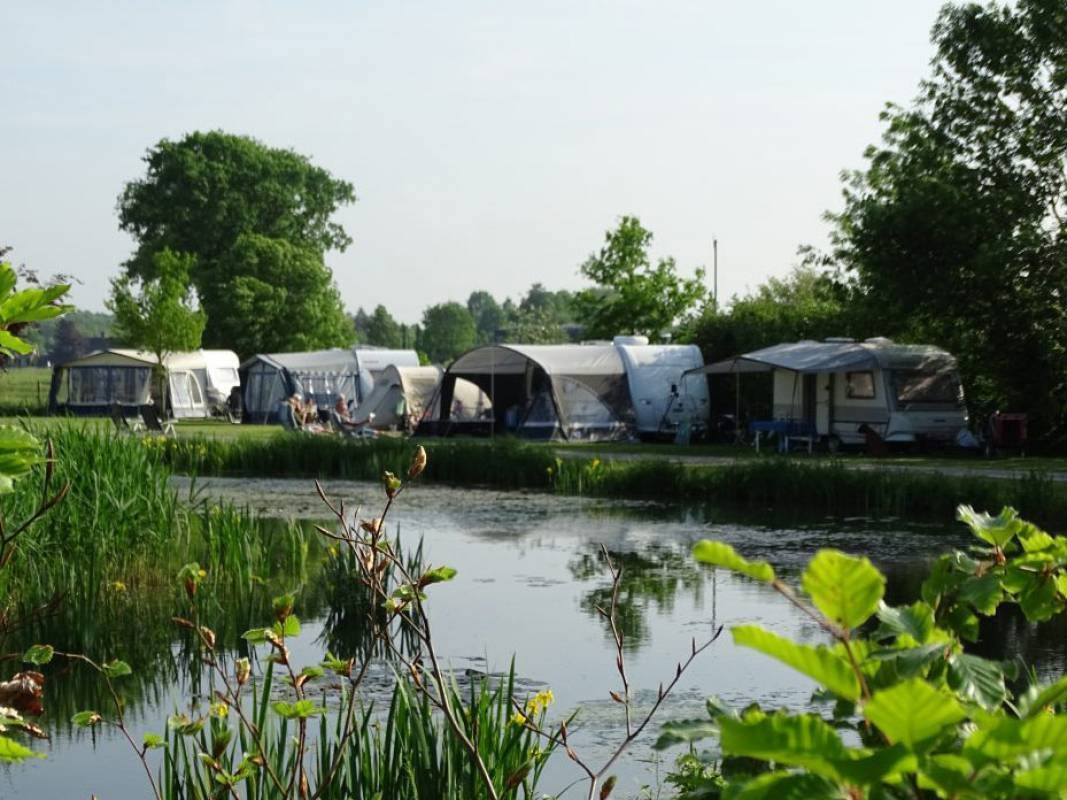 Minicamping 't Hofland — Campingplatz in Chaam