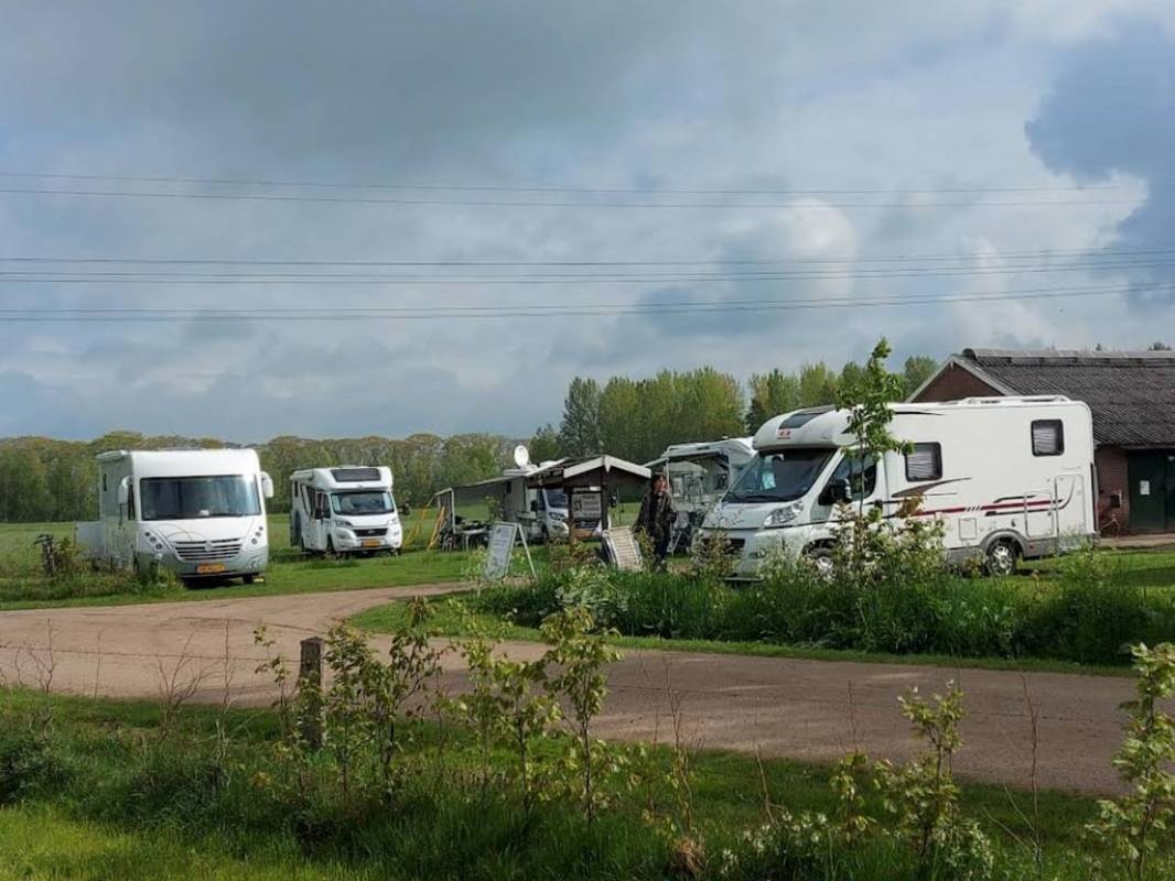 De Brandkoele — Campervan Site in Lettele