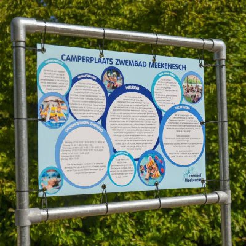 Camperplaats Zwembad Meekenesch — Campervan Site in Lichtenvoorde