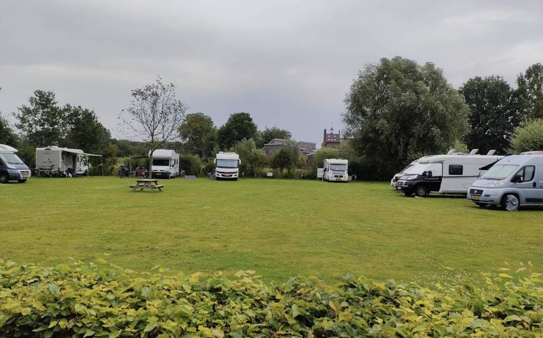 Camperplaats Weibos — Stellplatz in Schijndel
