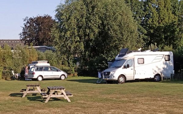 Camperplaats Weibos — Photo 3