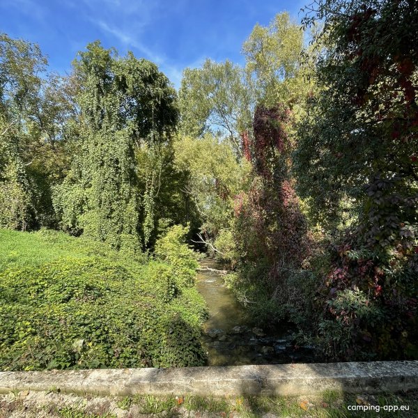 Stellplatz Nègrepelisse — Photo 4