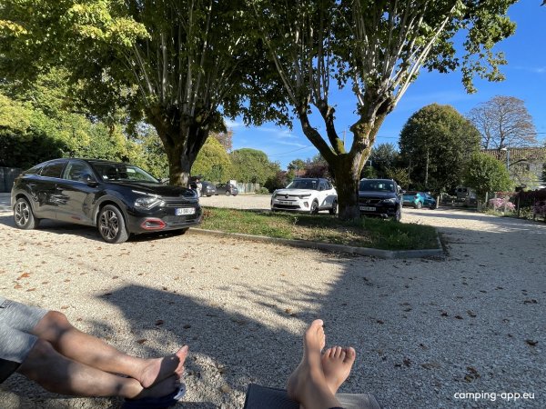 Stellplatz Nègrepelisse — Photo 3