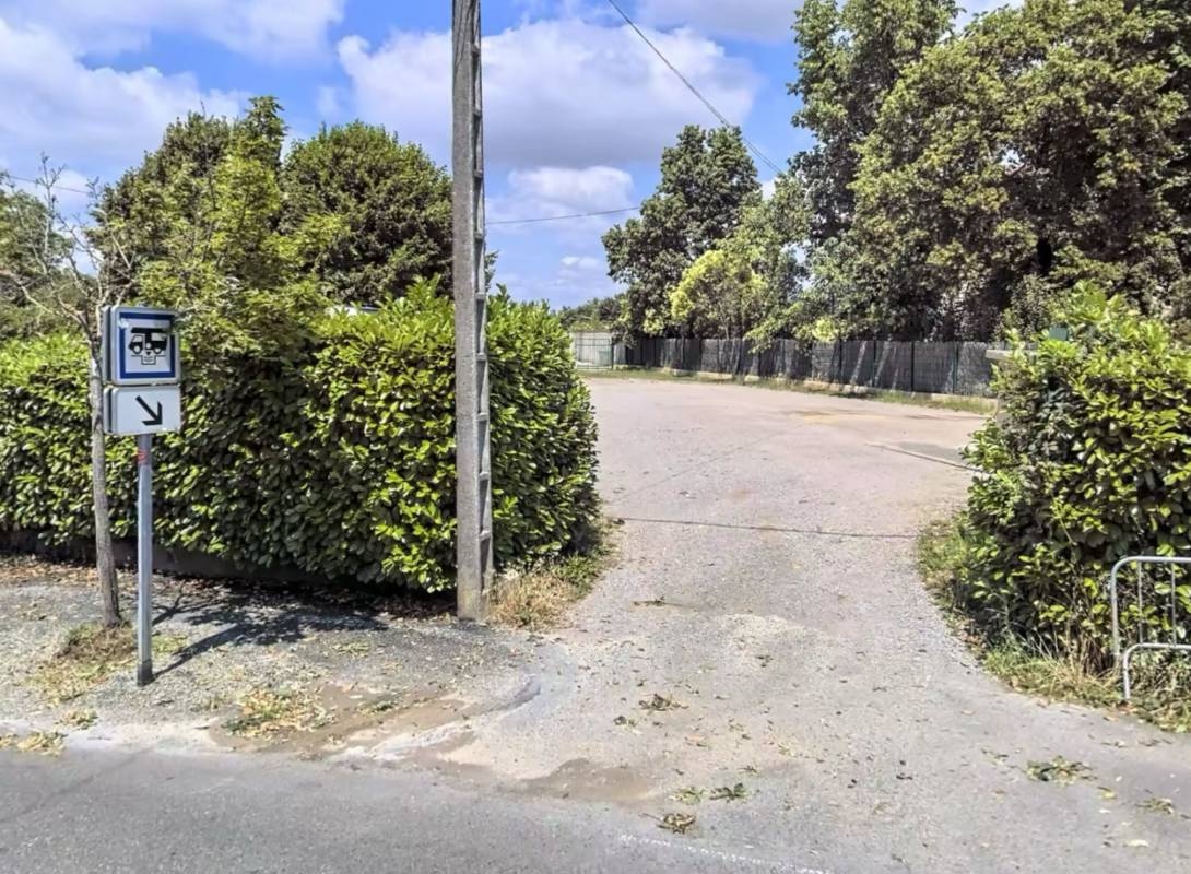 Stellplatz Nègrepelisse — Ställplats in Nègrepelisse