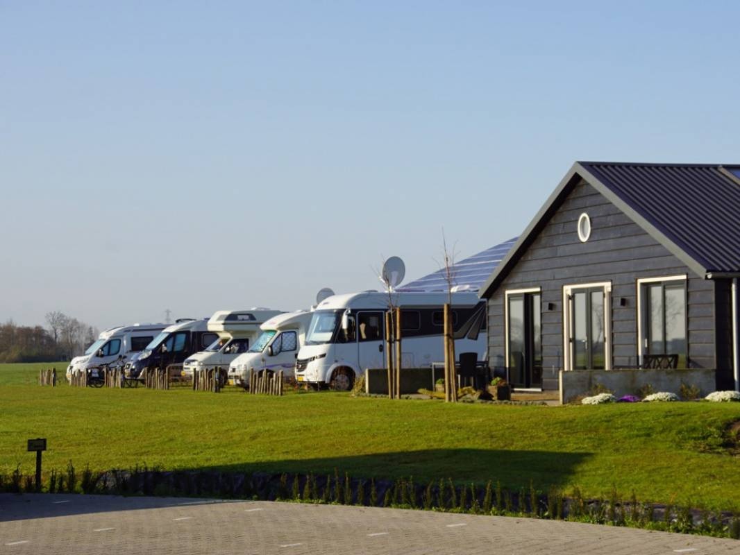 Vertoeven bij Verhoeven — Stellplatz in Oud-Alblas