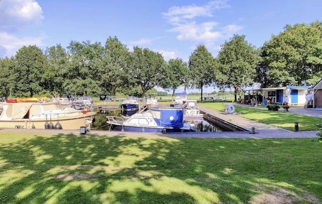 Jachthaven 't Hooge Holt — Campervan Site in Gramsbergen