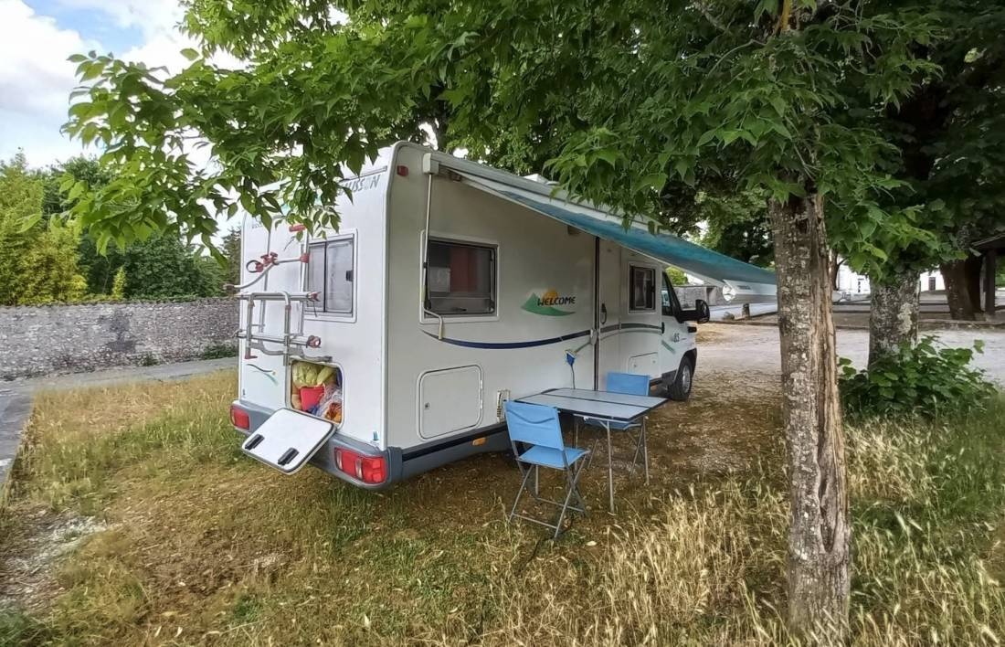 Stellplatz Segonzac — Ställplats in Segonzac