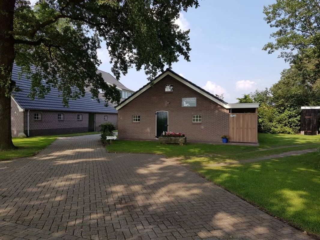 Minicamping De Kleine Weide — Kemp in Anerveen