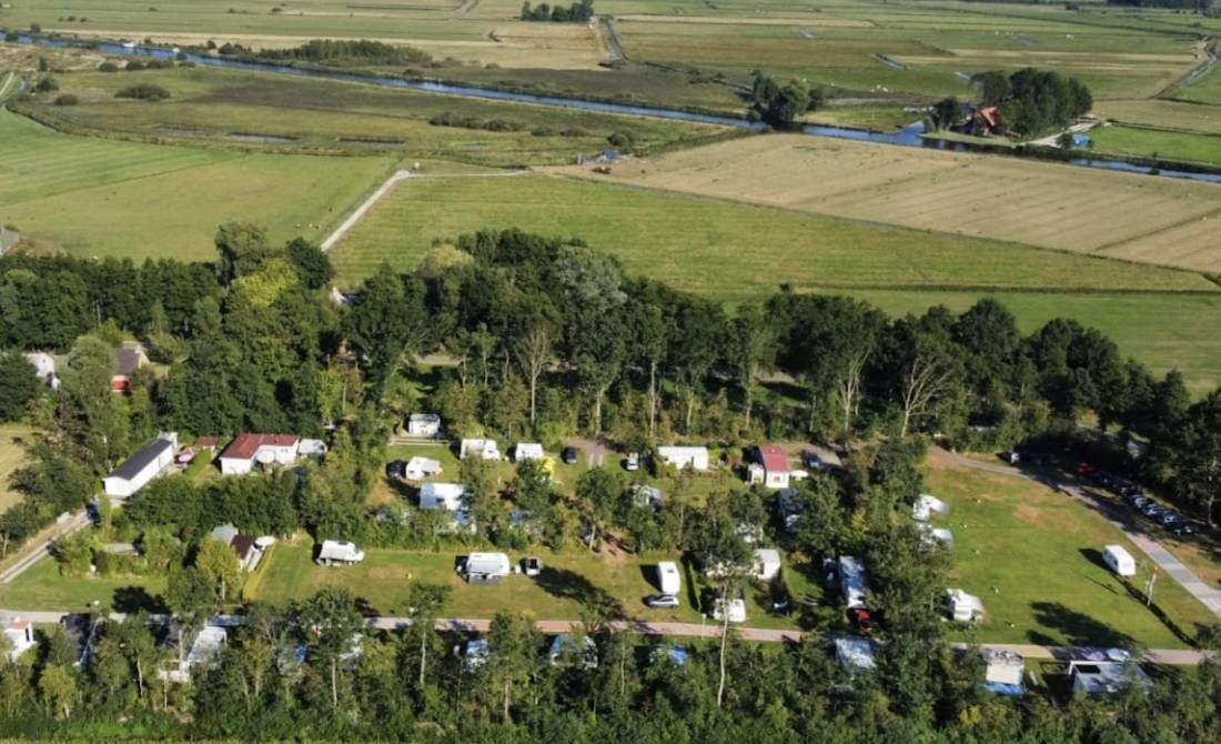 Camping De Zandhorst — Campingplass in Wâlterswâld