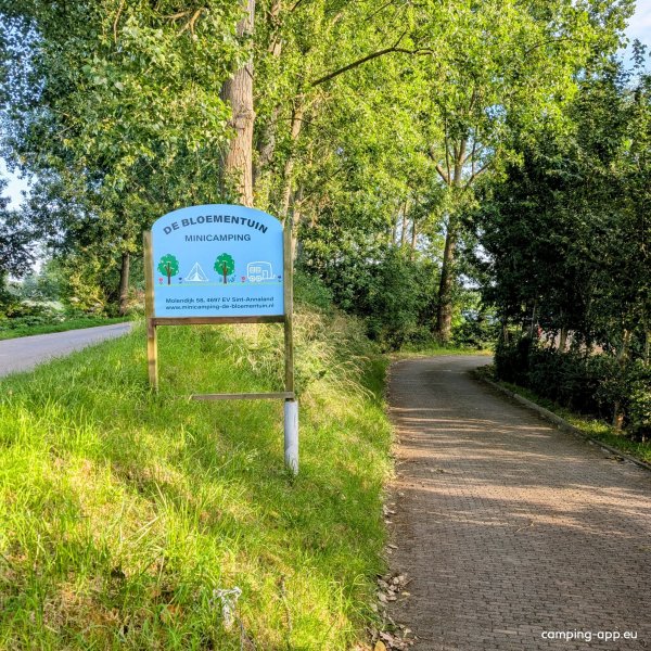 Minicamping De Bloementuin — Photo 3