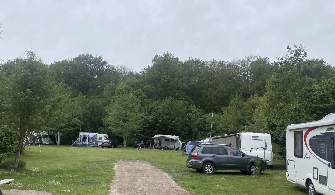 Minicamping Weideland — Campingplass in Steggerda