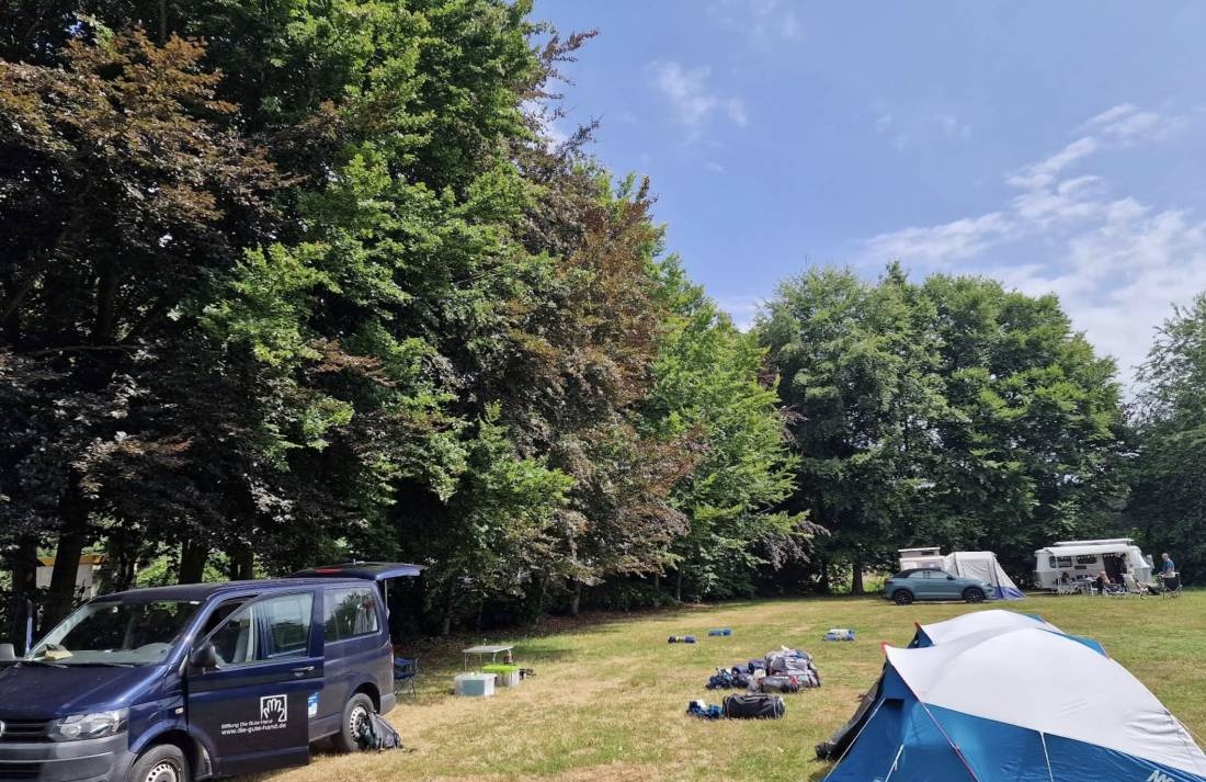 Camping Den Aenstoot — Kemp in Kessel