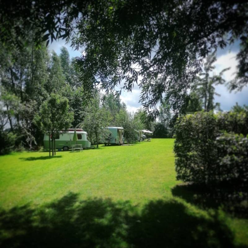 Minicamping Logement Doosje — Campingplats in Warfstermolen