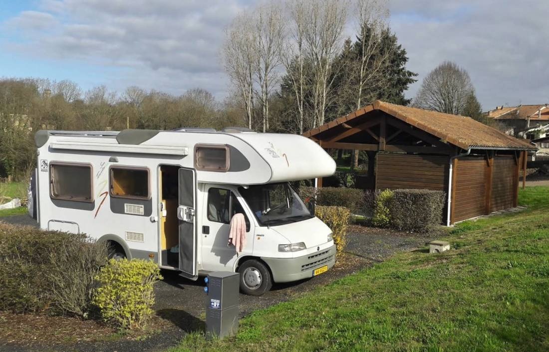 Stellplatz Javerdat — Campervan Site in Javerdat