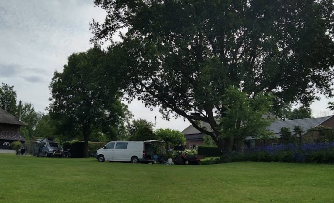 Boerderijcamping Het Boltsebroek — Kamp yeri in Escharen