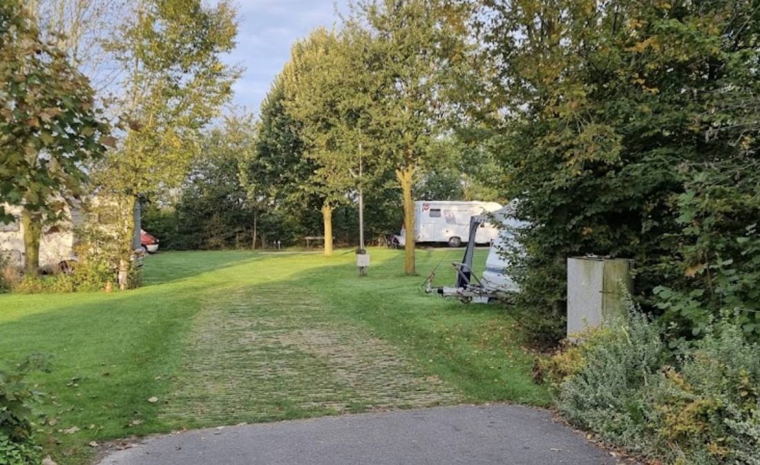 Minicamping De Klaverweide — Camping in Alphen