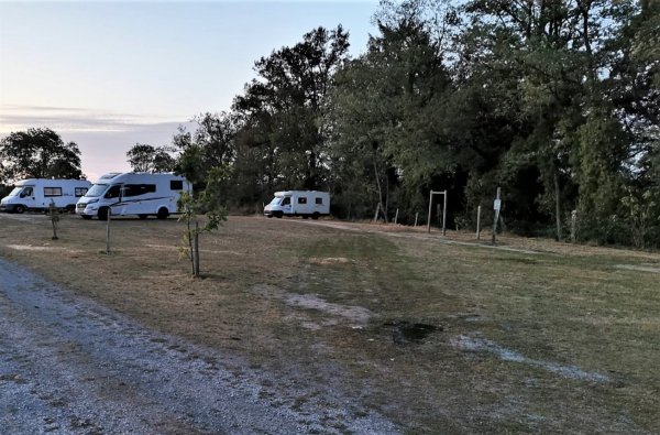 Stellplatz Rancon — Photo 6