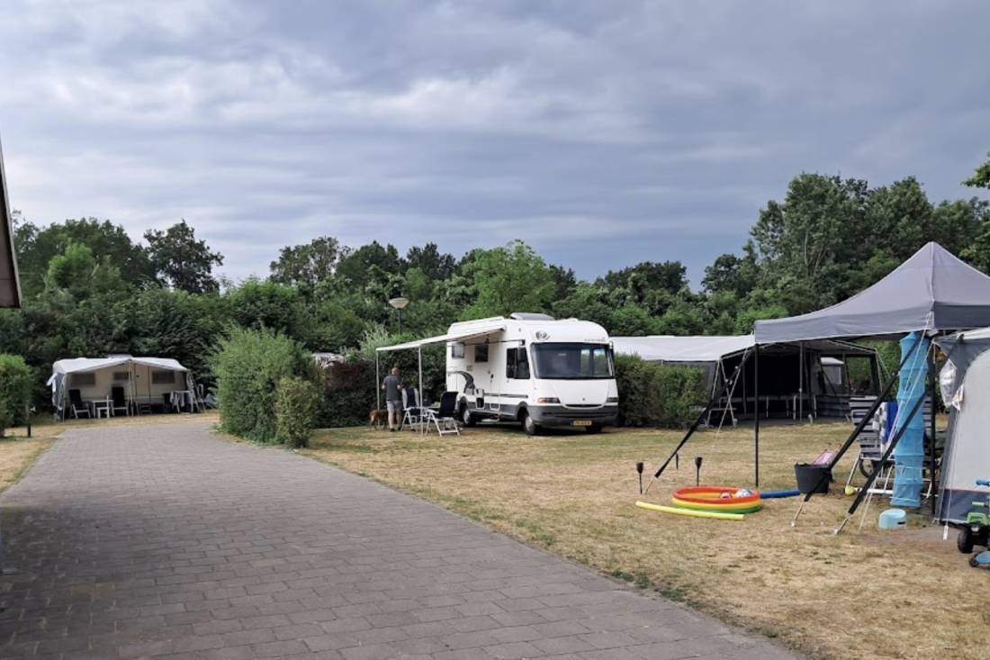 Minicamping 't Vresselse Bos — Sítio de acampamento in Sint-Oedenrode