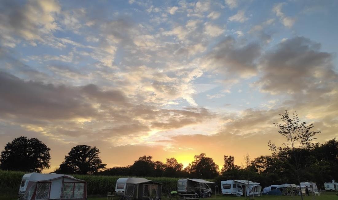 Minicamping 't Veld — Camping in Rekken