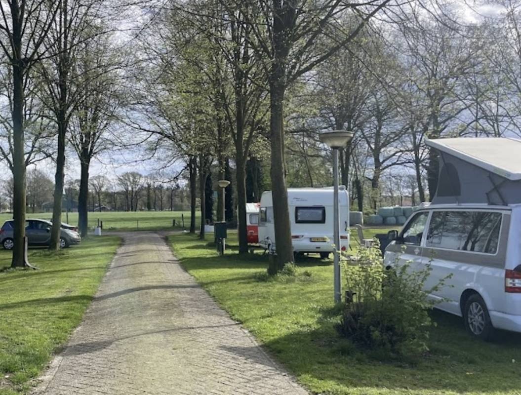 Camping De BomBam — Sítio de acampamento in Eibergen