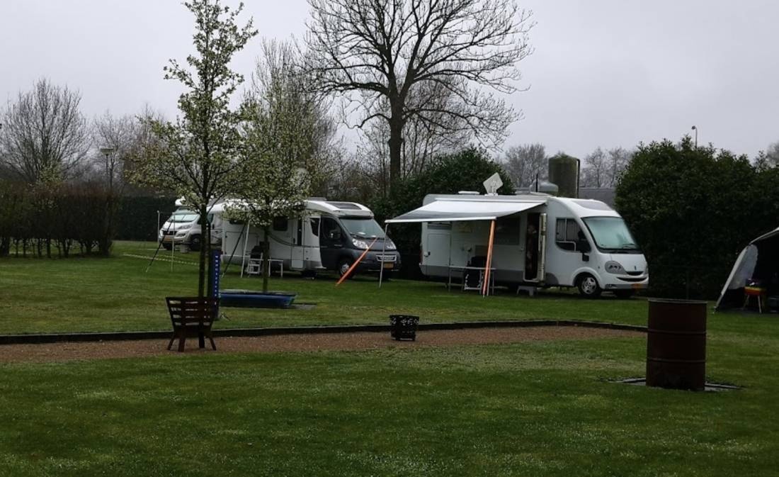 Camping De Lijsterbes — Kemping in Oldebroek