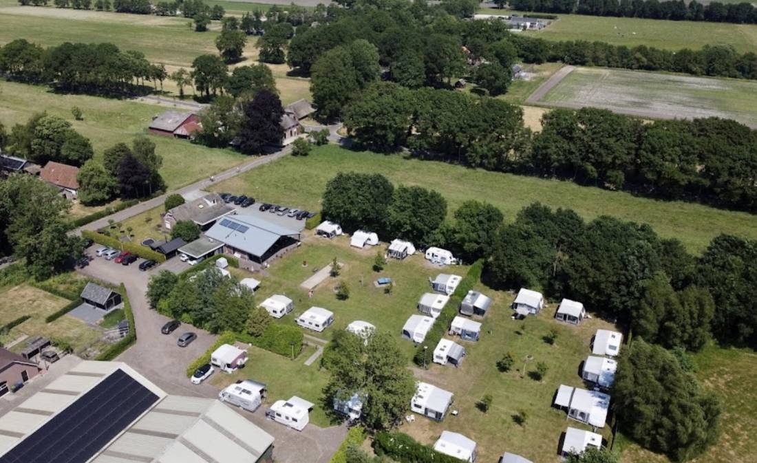 Camping De Lijsterbes — Camping in Oldebroek