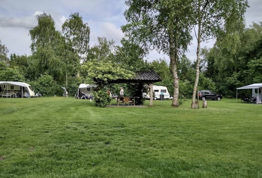 De Kleine Heerlijkheid — Campingplats in Kropswolde