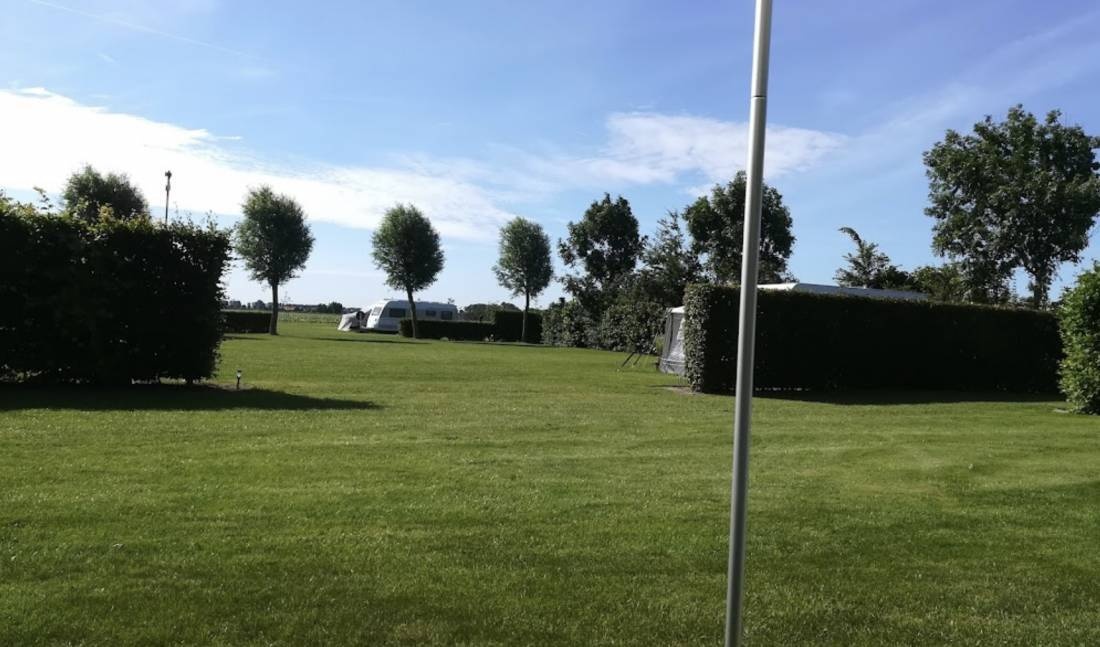 Minicamping 't Hof Welkom — Campingplatz in Cadzand