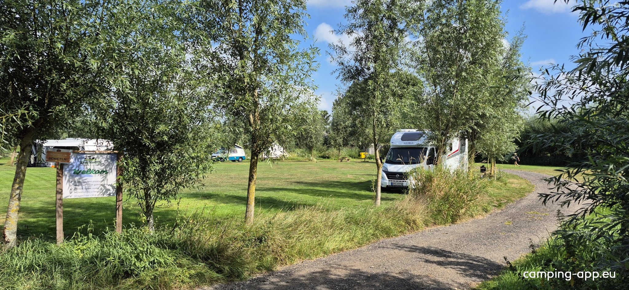 Camperplaats Zwolsedijk — Місце для кемперів in Hasselt